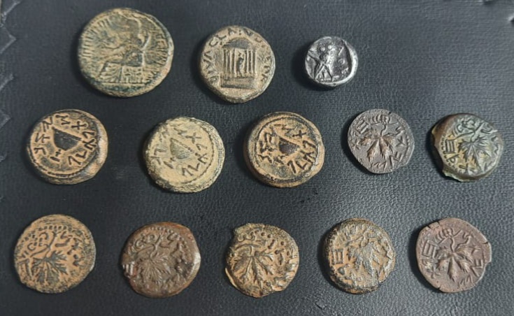 Romano-Jewish-Prutah-Coins---Help-With-ID?